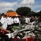Menteri Pertanian, Andi Amran Sulaiman saat menyerahkan pompa untuk Provinsi Jawa Timur. (Foto: Istimewa)