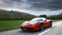 Sistem hybrid secara signifikan dapat meningkatkan kinerja mobil sport Ferrari.