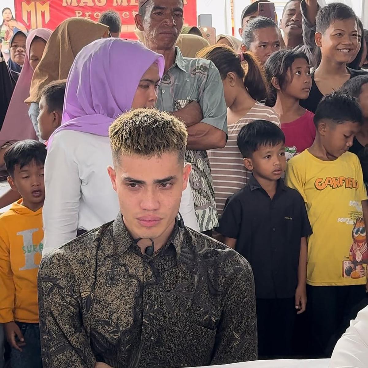 Potret Aisar Khaled Jadi Saksi Nikah Karyawannya, Tak Kuasa Menahan Tangis