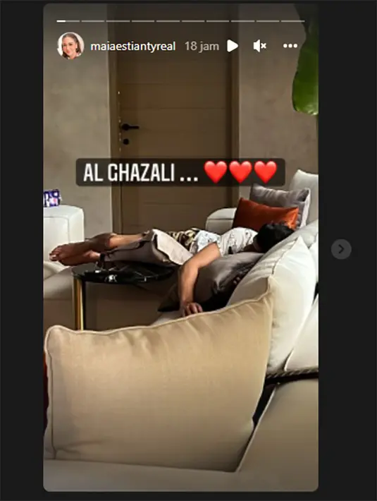 <p>Maia Estianty dan Al Ghazali (Instagram/maiaestiantyreal)</p>