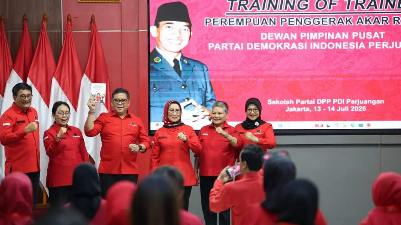 38 kader perempuan PDI Perjuangan (PDIP) dari berbagai daerah hari ini, Senin (13/7/2026) berkumpul di Sekolah Partai PDIP, Lenteng Agung, Jakarta Selatan.