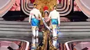 Di panggung kejayaan yang begitu megah, hadir Iris Mittenaere, Miss Universe 2016. Kedatangannya kali itu sungguh berhasil memikat hati para penonton yang menyaksikan. (Nurwahyunan/Bintang.com)