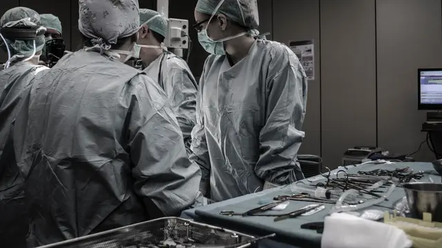 Operasi/Unsplas Piron