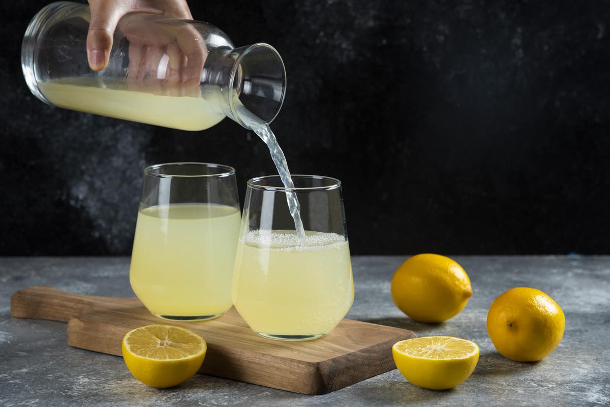 Ilustrasi jus lemon/freepik.com/azerbaijan_stockers