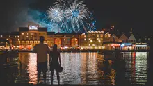 Ilustrasi tahun baru. (Photo by Matt Popovich on Unsplash)