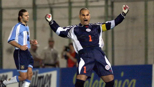 Foto: Anak Senja, Kenalin Nih Jose Luis Chilavert Kiper dengan Koleksi 67 Gol di Sepanjang Karirnya
