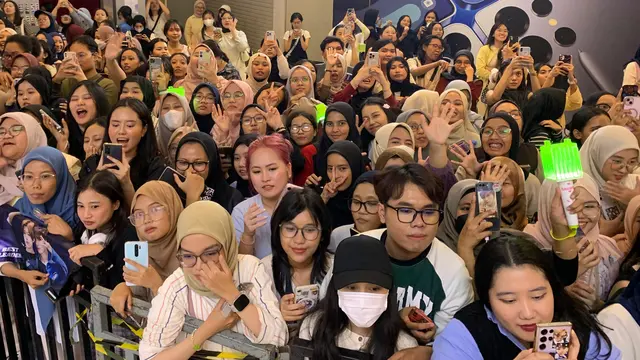 Fansign poppop NCT Wish. (Siti Naila Adzkhia/ Liputan6.com)