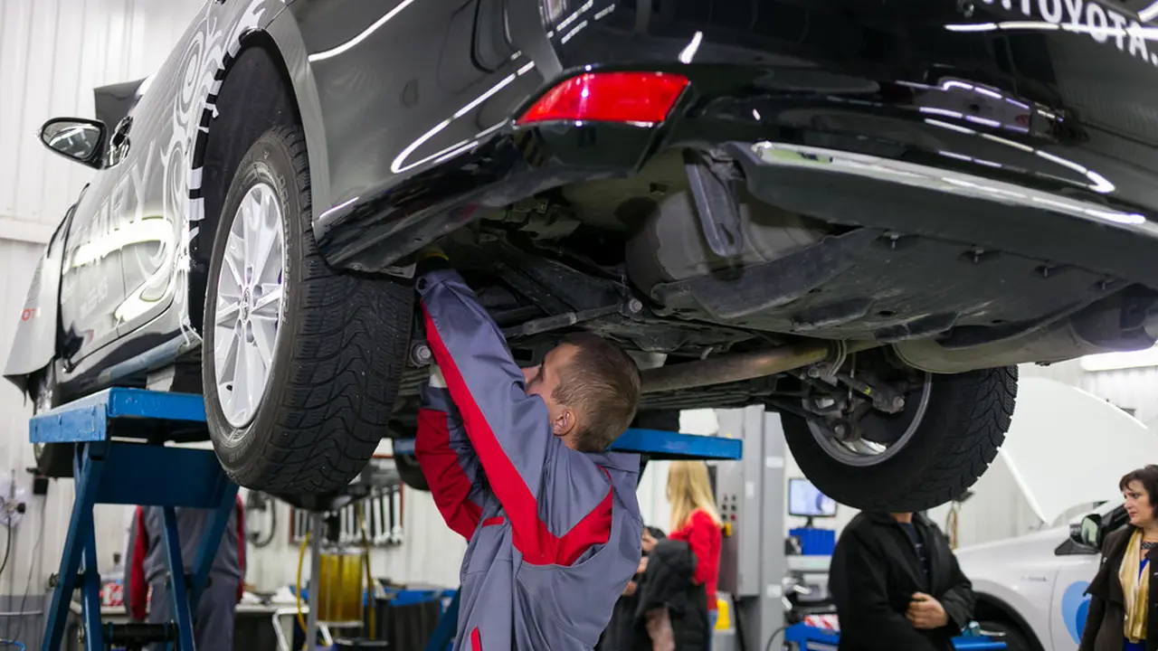 Servis mobil