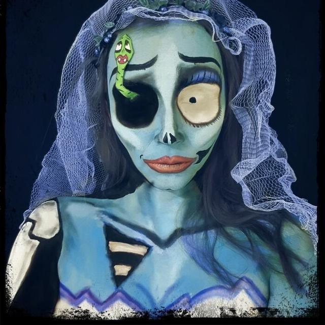 6 Ilusi Optik Makeup Wanita Ini Seram Sekaligus Unik, Bikin Kagum