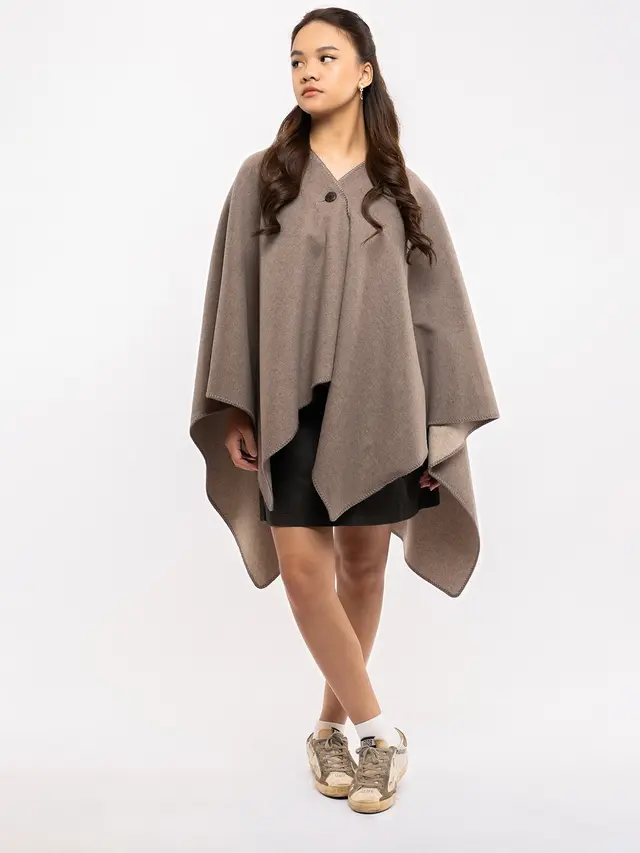 Inspirasi Mix and Match Koleksi UNIQLO x JW ANDERSON Fall/Winter 2025, dari Gaya Sporty Neona Ayu hingga Chic Alika Islamadina