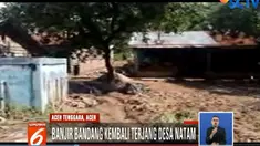 Jembatan penghubung yang terletak di Desa Jalatunda putus saat diterjang banjir bandang tiga hari lalu.