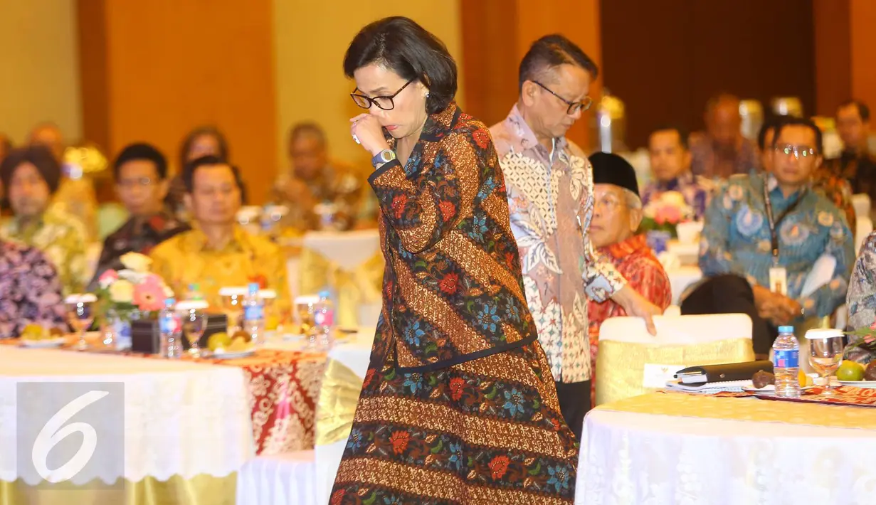 Menkeu Sri Mulyani Indrawati hadiri acara penetapan nama Gedung Utama Kantor Pusat DJP, Jakarta, Kamis (19/1). Mantan Menkeu Mar'ie Muhammad meninggal pada 11 Desember 2016 lalu. (Liputan6.com/Immanuel Antonius)