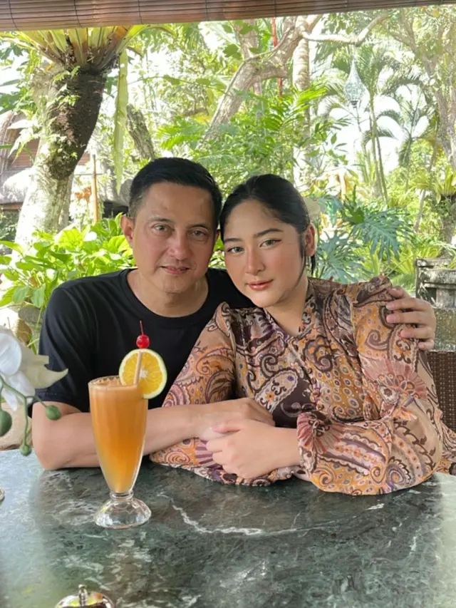 Ricky SUbagja dan Cica