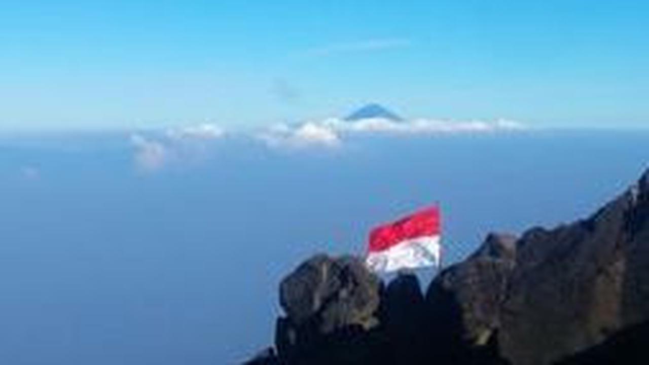 4. Pasar Setan Gunung Arjuno