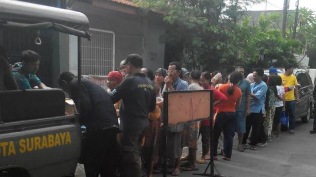 Jurus Jitu Wali Kota Risma Stabilkan Harga Beras di Surabaya