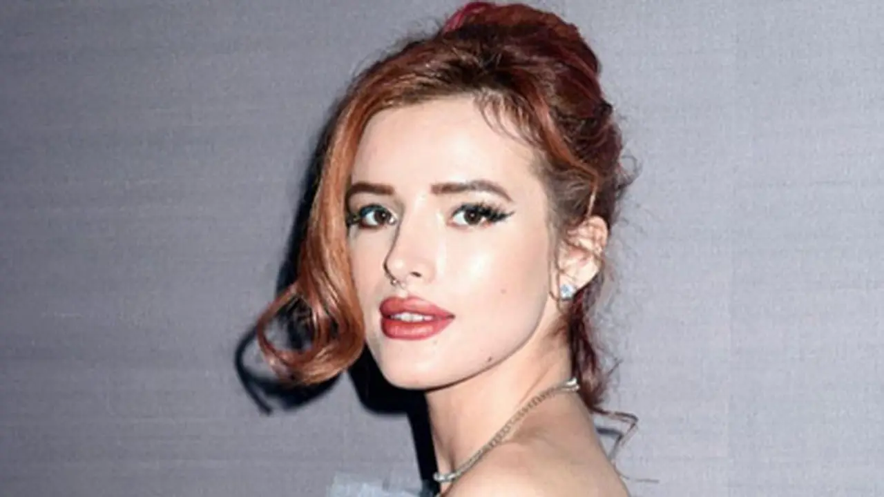 [Bintang] Bella Thorne