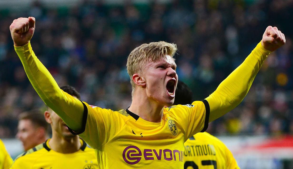 Erling Braut Haaland (72 juta euro) -  Performa apik Haaland bersama Borussia Dortmund di kompetisi Liga Champions membuatnya memiliki harga pasar mencapai 72 juta euro. (AFP/Patrik Stollarz)