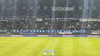 Dapat Dukungan Lewat Spanduk Bobotoh, Bojan Hodak Senang dan Termotivasi Berikan yang Terbaik untuk Persib