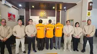 OJK Serahkan Tersangka Terkait Transaksi Semu Saham SWAT ke Kejaksaan