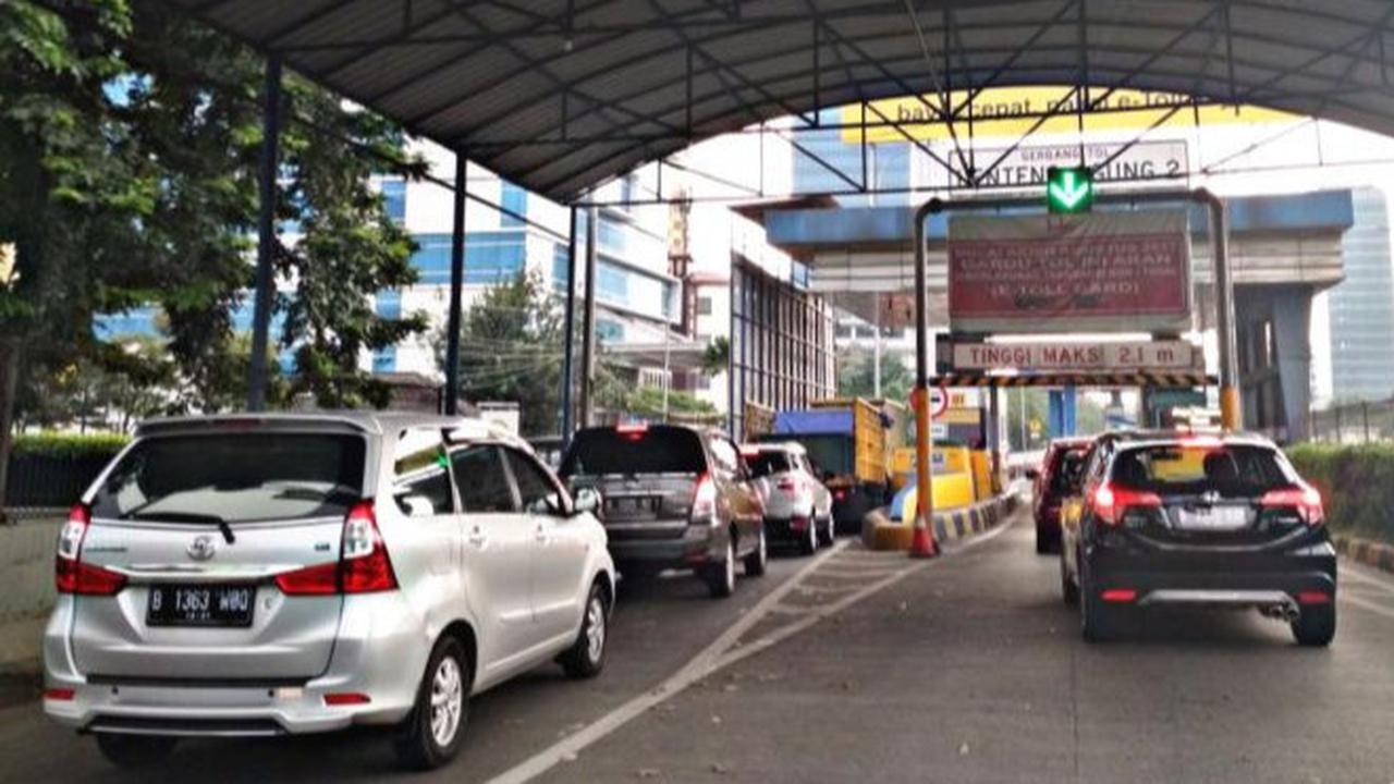 Info Terbaru: Sistem Pembayaran Jalan Tol Tanpa Sentuh Diberlakukan Bertahap Mulai Tahun Ini