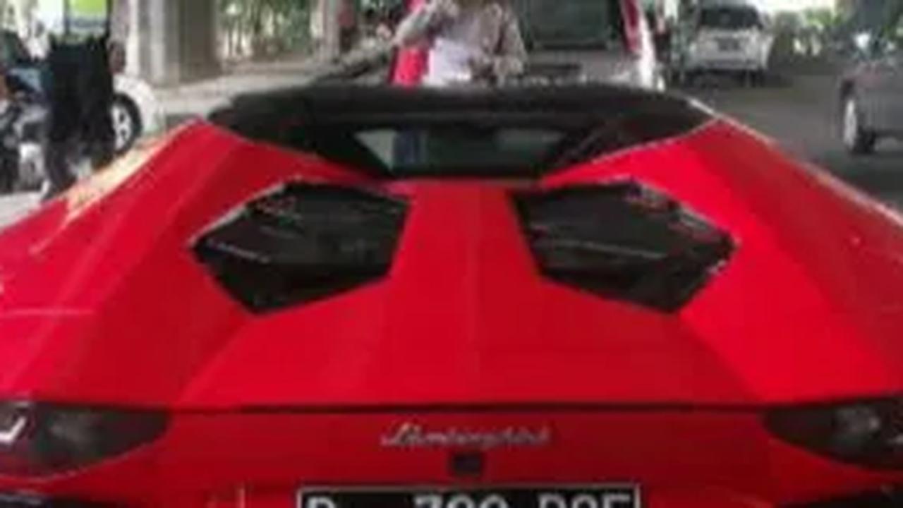 Lamborghini Mobil Sport Mewah