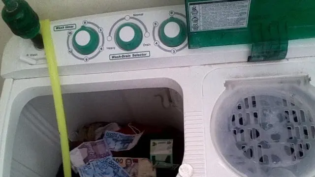 6 Trik Mengeringkan Duit Ini Kelewat Kreatif, Bikin Geleng-Geleng
