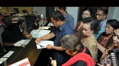 Beberapa aktivis perempuan lintas organisasi ini mendaftarkan uji materi (judicial review) ke MK (Liputan6.com/Panji Diksana)