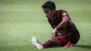 Ekspresi kecewa gelandang Borneo FC, M. Sihran Amarullah saat melawan Persebaya Surabaya dalam laga pekan pertama BRI Liga 1 2021/2022 di Stadion Wibawa Mukti, Cikarang, Sabtu (04/09/2021). (Foto: Bola.com/Bagaskara Lazuardi)