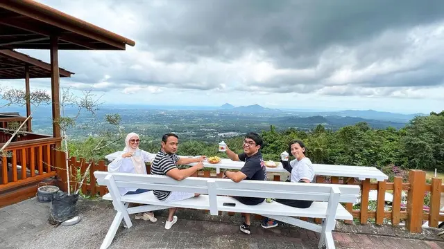 Tampil Mesra, Ini 7 Potret Seru Liburan Maisya Siregar dan Bebi Romeo di Manado