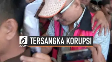 Wakil Ketua DPRD Surabaya Darmawan dibawa ke tahanan oleh Kejaksaan Negeri Tanjung Perak. Ia diduga terlibat dalam kasus korupsi dana Jasmas.