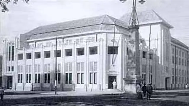multi-bank-indonesia-5-131220c.jpg