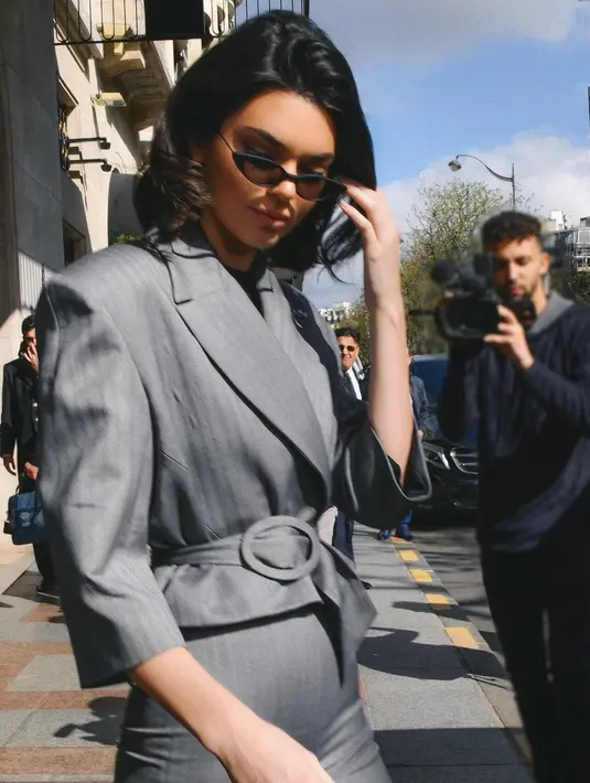 Kini Kendall Jenner sendiri tengah rehat dalam dunia permodelan karena anxiety yang ia miliki. (instagram/kendalljenner)