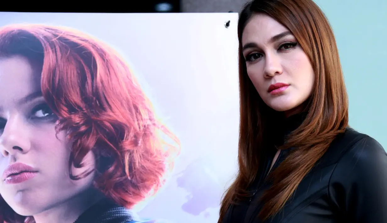 Luna Maya berharap bisa menginspirasi perempuan Indonesia berkarakter kuat dan mandiri seperti Black Widow. (foto: T. Wimbarsana/Bintang.com)