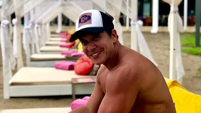 Zumba oleh Beto Perez