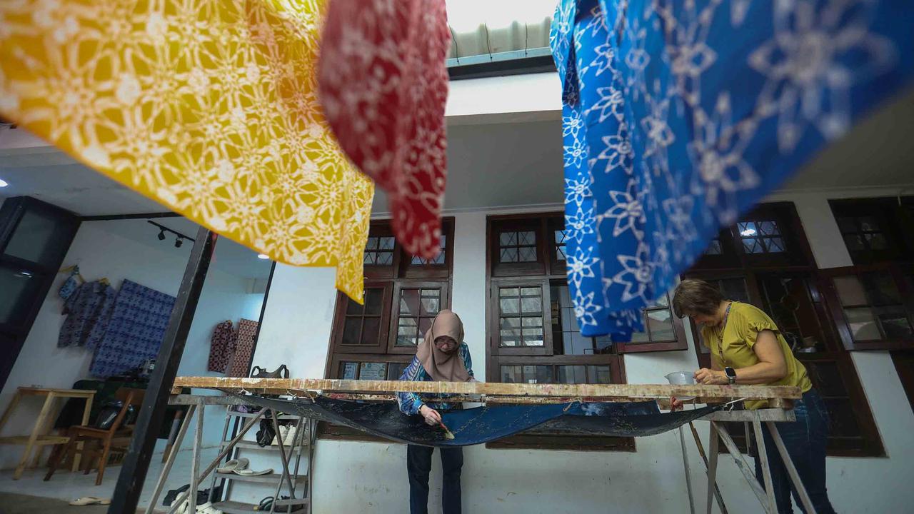 FOTO: Rumah Batik Palbatu, Menjaga Warisan Batik Betawi dari Jantung Jakarta