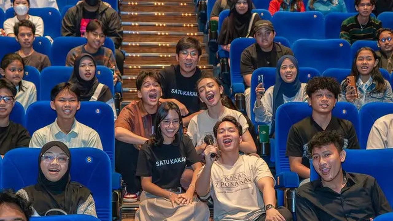 6 Potret Pemain Film 1 Kakak 7 Ponakan Cinema Visit, Raup 147 Ribu hingga Hari Ketiga