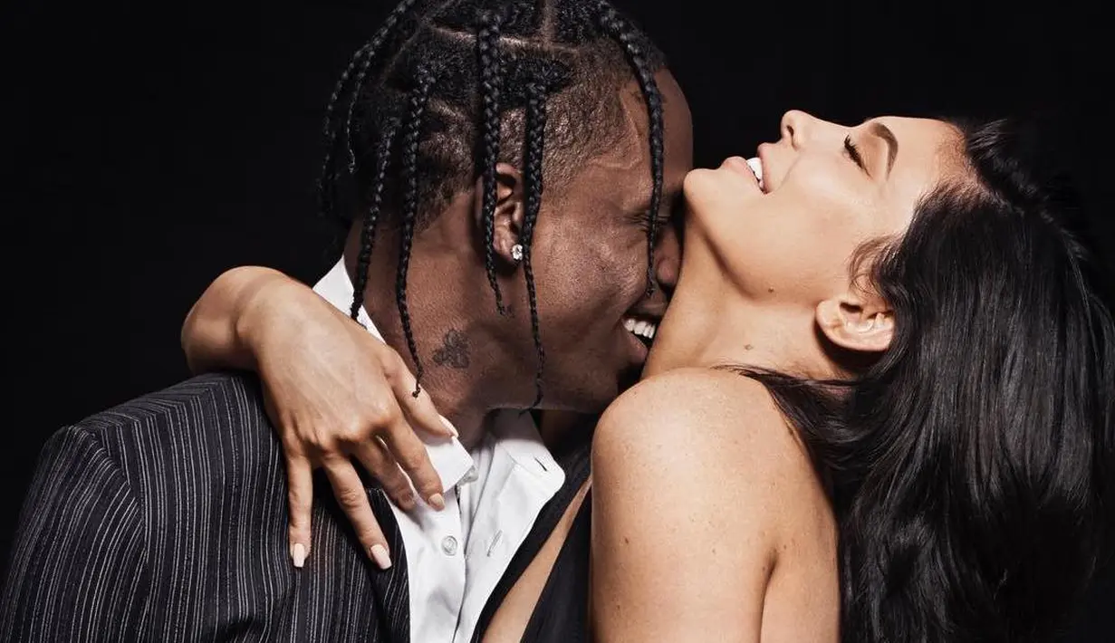 Sementara itu, usai wawancara dengan GQ, para saudari Kylie pun memuji hubungan m ereka dan memberikan selamat karena Travis adalah lelaki yang baik.(instagram/kyliejenner)