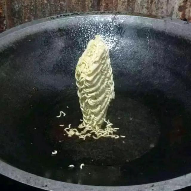 6 Momen Apes ketika Memasak dengan Atraksi Ini Bikin Ngakak