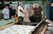 Gubernur Papua Jajaki Kerja Sama Tekstil dengan Gajah Group, Dorong Kemandirian UMKM Lokal