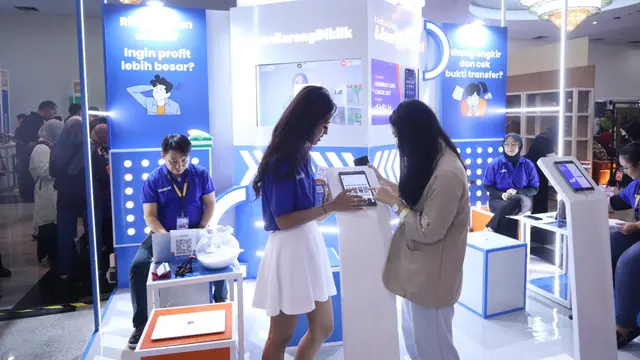 Booth Diklik, platform one click check out dari Lion Parcel yang dapat diakses secara gratis, dalam acara Indonesia Digital MeetUp 2023 yang diselenggarakan SMESCO 5-6 Oktober 2023. (Dok Lion Parcel)