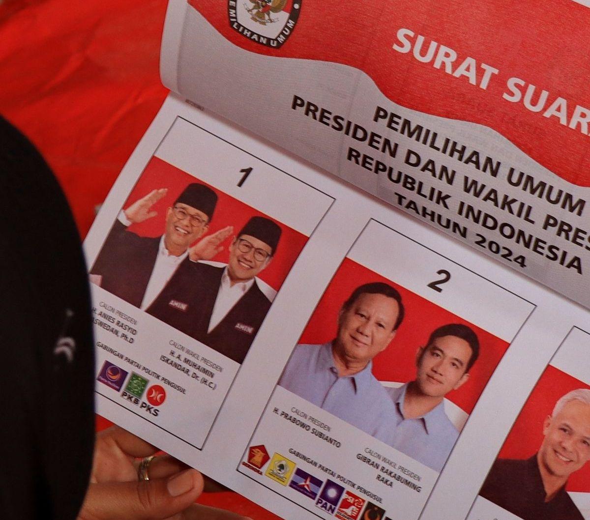 Hitung cepat Pilpres 2024 yang dilakukan lembaga survei LSI Denny JA hanya beda tipis dengan rekapitulasi KPU RI.