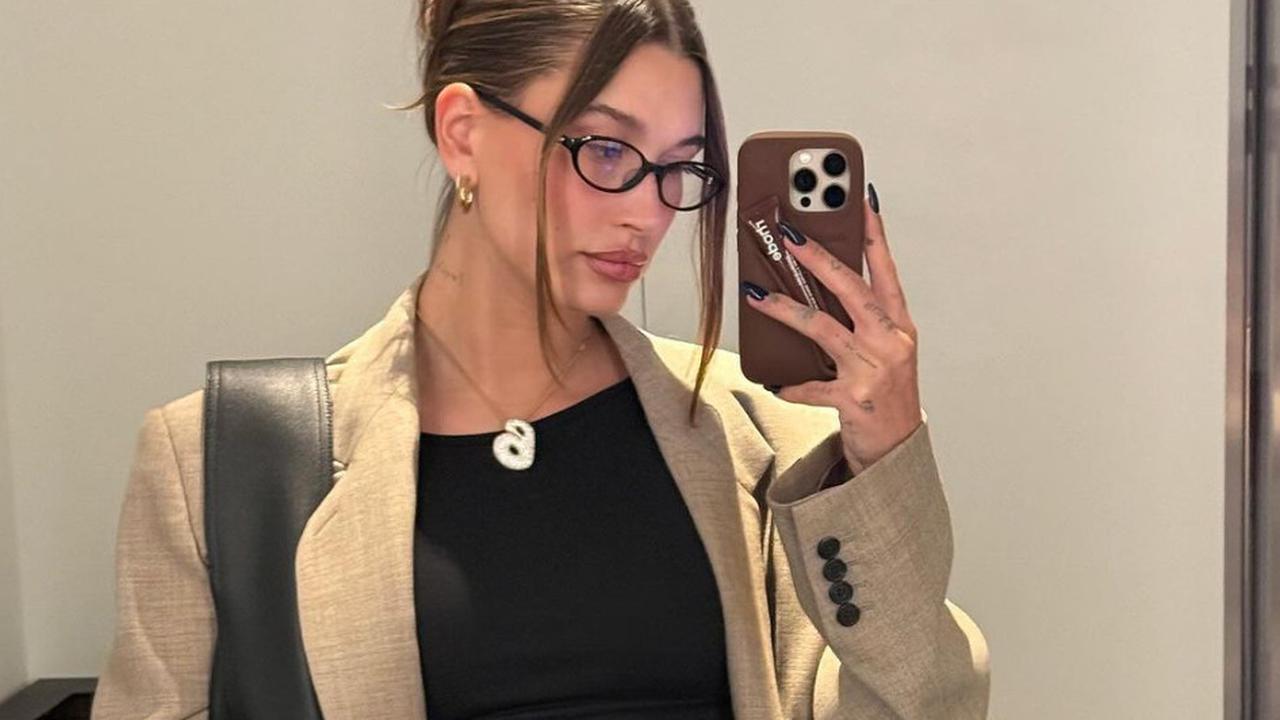 Hailey Bieber: Dari Model Hingga Ikon Fashion, Ini Rahasia Kesuksesannya