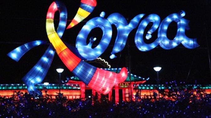 Korea (Sumber Photo : https://www.hadiah.me/blog/7-destinasi-wisata-wajib-di-korea-selatan/)
