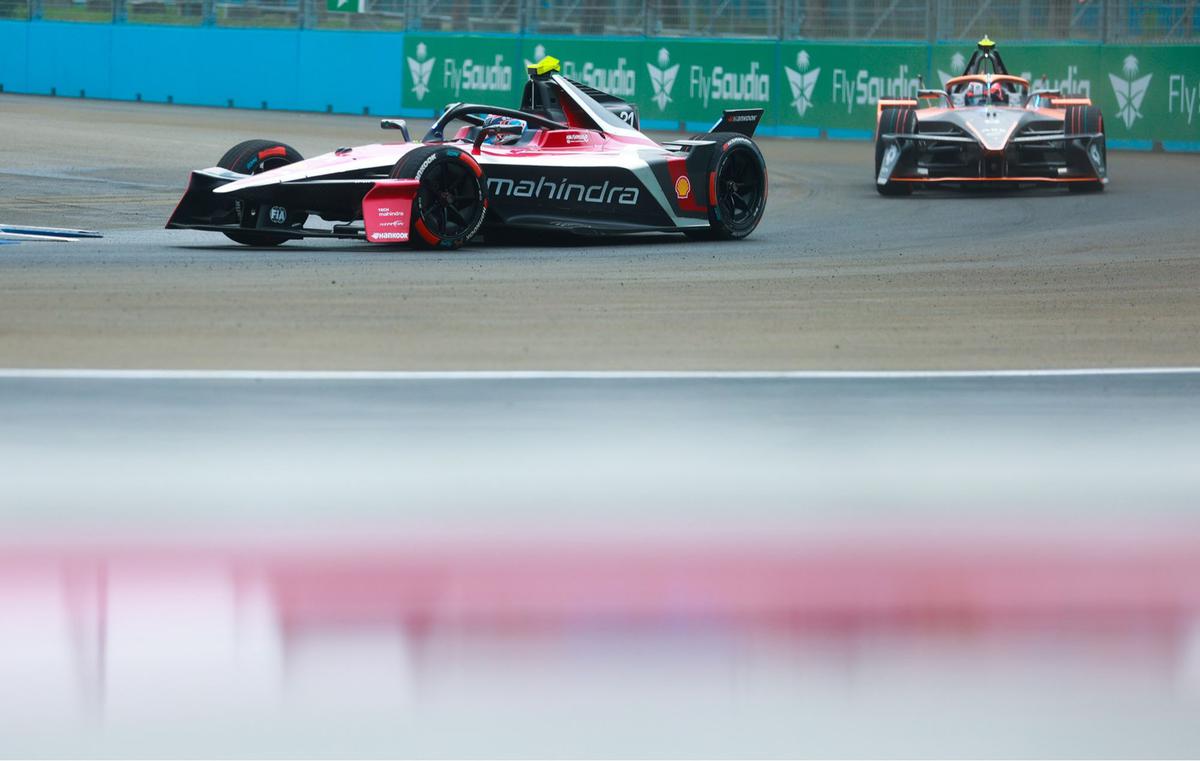 FOTO: Kualifikasi Formula E World Championship  Jakarta 2025, Jake Dennis Tercepat