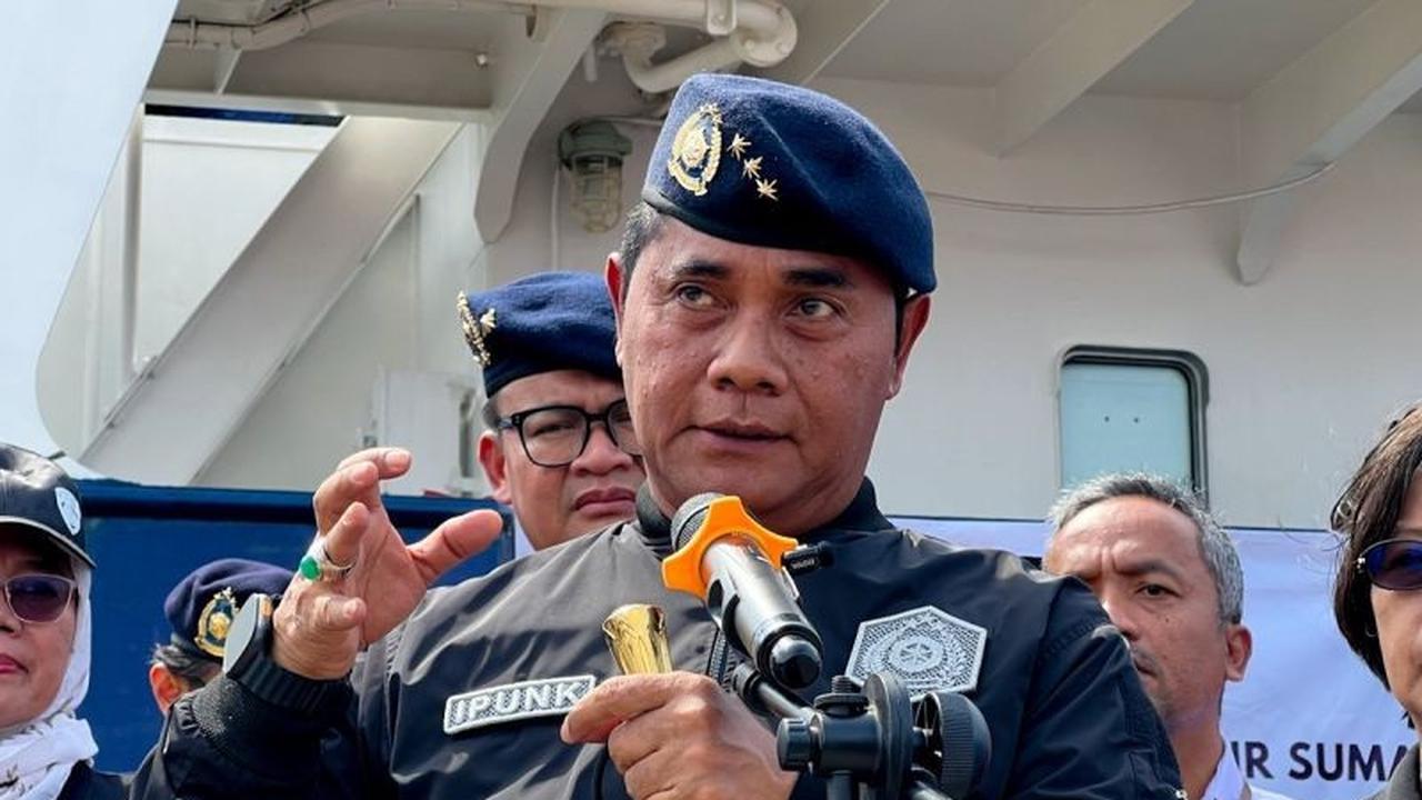 KKP Pastikan Pengawasan Laut Nasional Tetap Optimal Meski Kapal Dialihkan untuk Bantuan Bencana