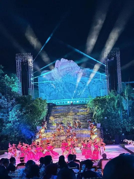 [Instagram/maudyayunda]