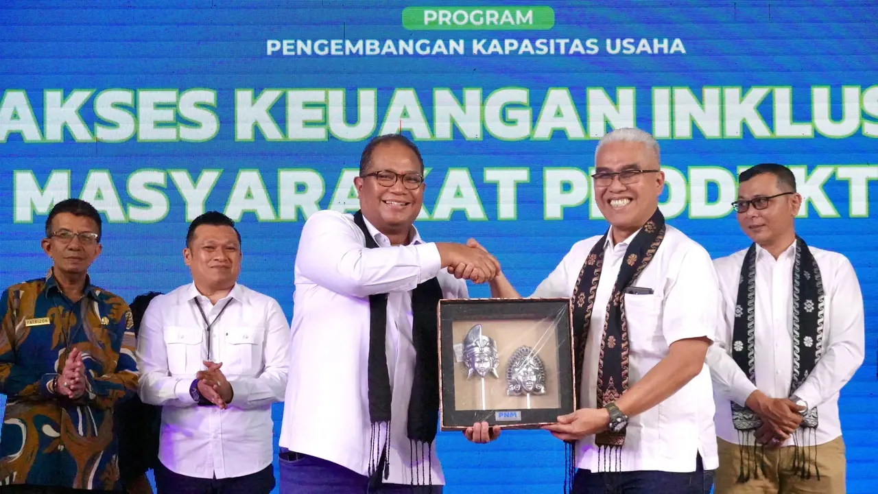 PT Permodalan Nasional Madani (PNM) cabang Padang, Sumatera Barat menggelar kegiatan Pengembangan Kapasitas Usaha (PKU) Akbar bersama Pusat Investasi Pemerintah (PIP).