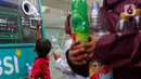 Memperingati Hari Lingkungan Hidup pada 5 Juni 2023, Menteri Lingkungan Hidup dan Kehutanan Siti Nurbaya Bakar menarget Indonesia berhenti menggunakan plastik sekali pakai per tahun 2029. (Liputan6.com/Angga Yuniar)
