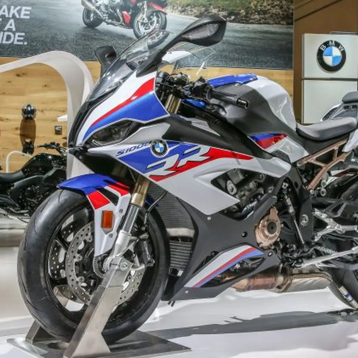 Dua Orang Kaya Indonesia Pesan BMW S1000RR yang Harganya Hampir Rp1 Miliar Otomotif Liputan6