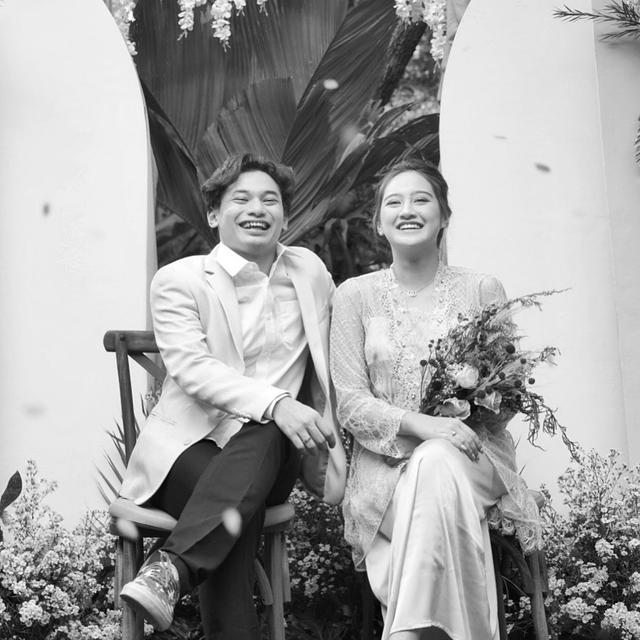 Pamer Foto Bak Lamaran, Ini 6 Potret Manis Salshabilla Adriani dan Yusuf Mahardika